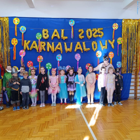 Powiększ obraz: bal karnawałowy