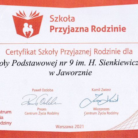 Powiększ obraz: Certyfikat szkoły przyjaznej rodzinie